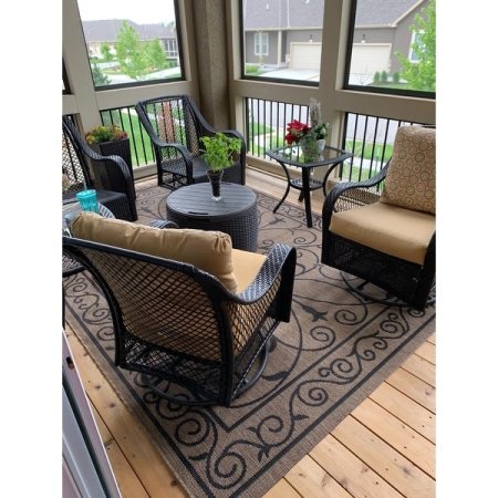 Customer image 213