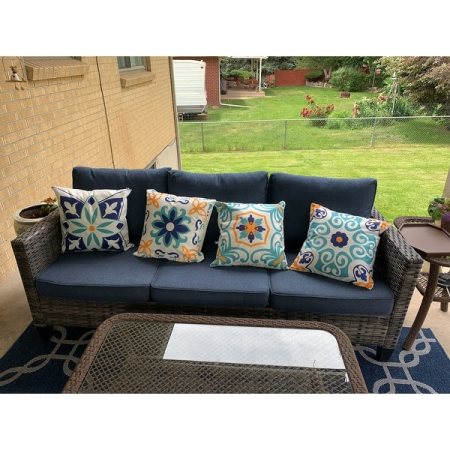 Customer image 121