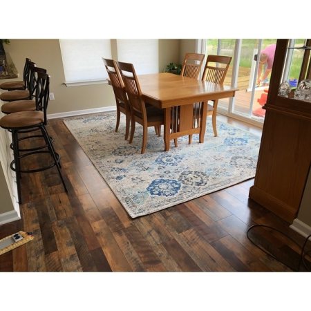 Customer image 979