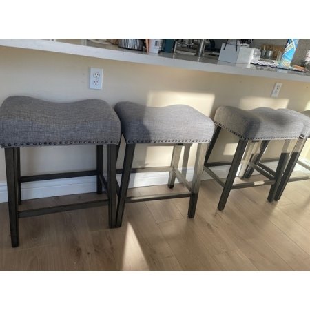 Customer image 103