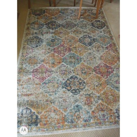 Customer image 280