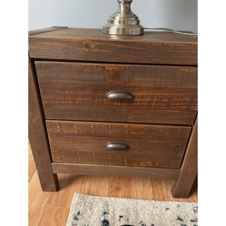 Customer image 132