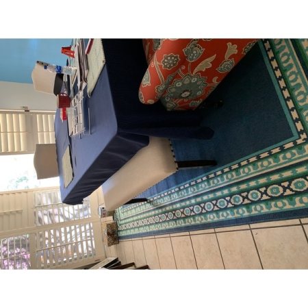 Customer image 128