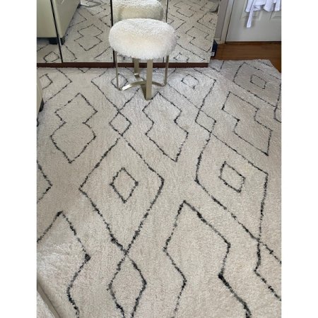 Customer image 258