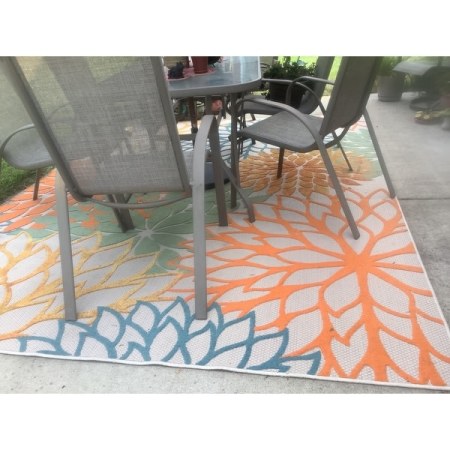 Customer image 378