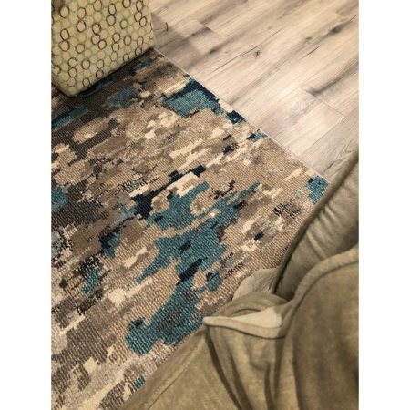 Customer image 280