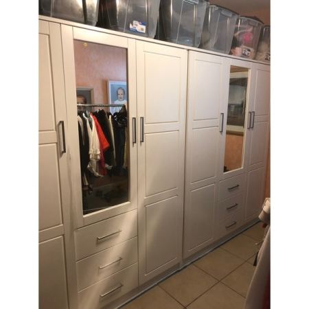 Customer image 124