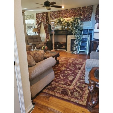 Customer image 48