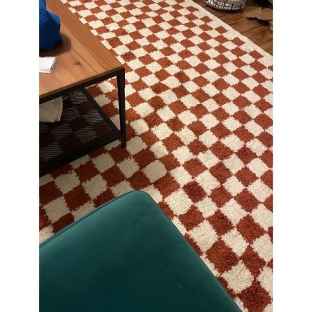 Customer image 114
