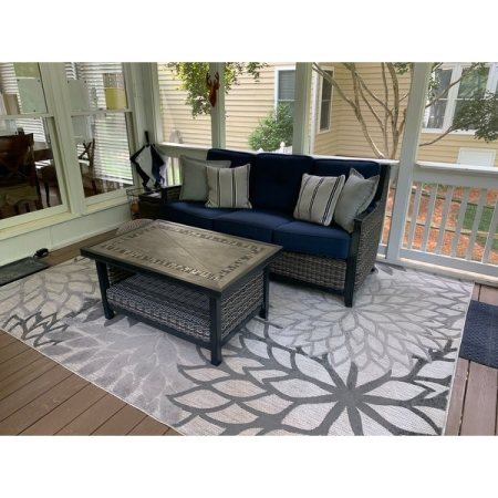 Customer image 403