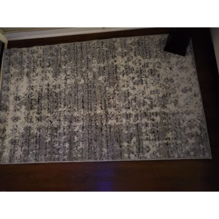 Customer image 824