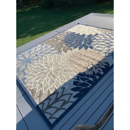 Customer image 1072