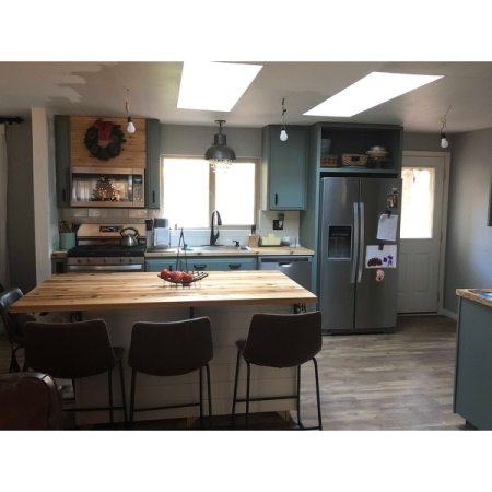 Customer image 180