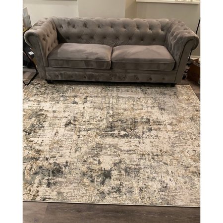Customer image 102