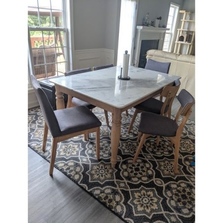 Customer image 207