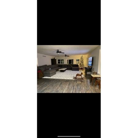 Customer image 114