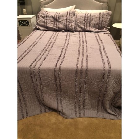 Customer image 384