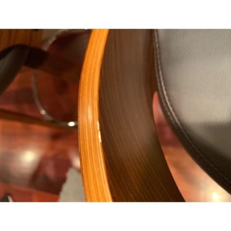 Customer image 48