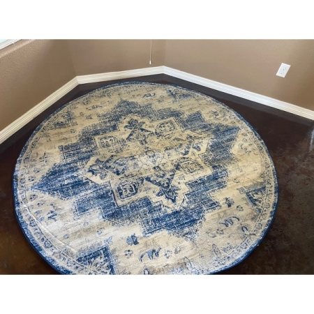 Customer image 205