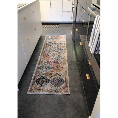 Customer image 672