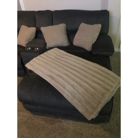 Customer image 76