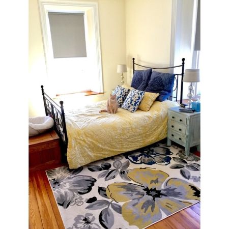 Customer image 256
