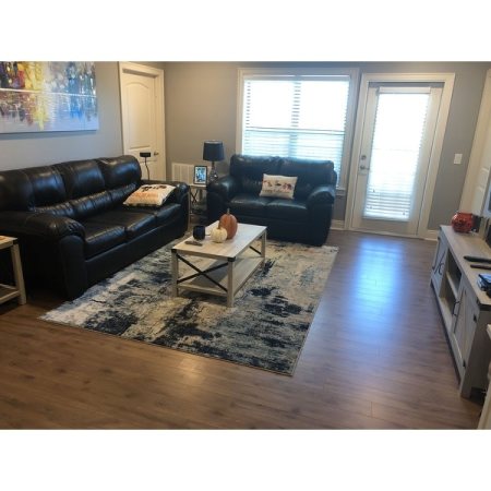 Customer image 332