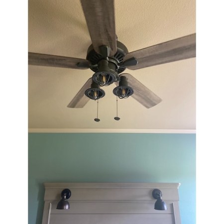 Customer image 52