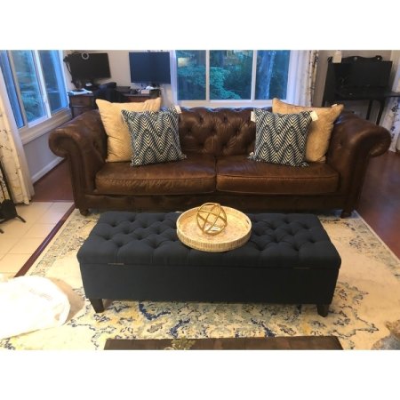 Customer image 211