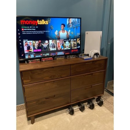 Customer image 128