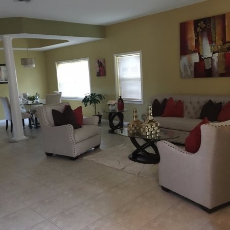 Customer image 618