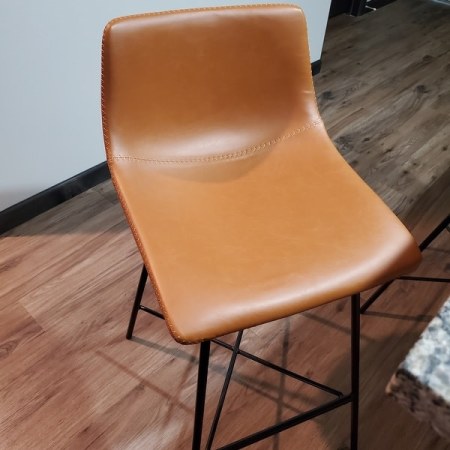 Customer image 40