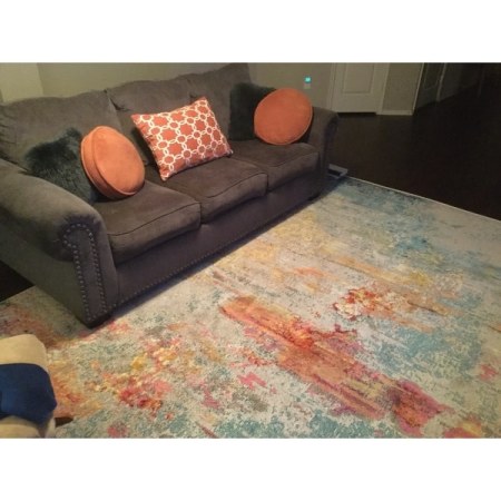 Customer image 525