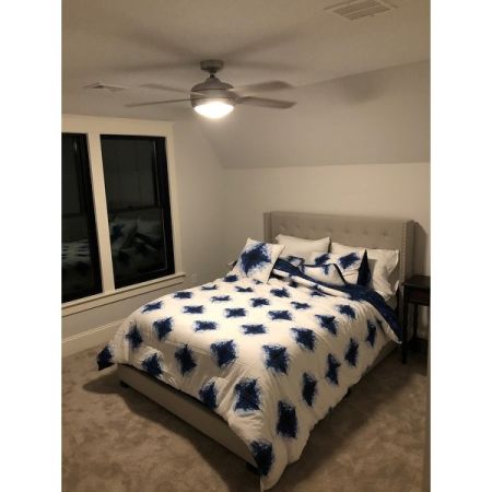 Customer image 371