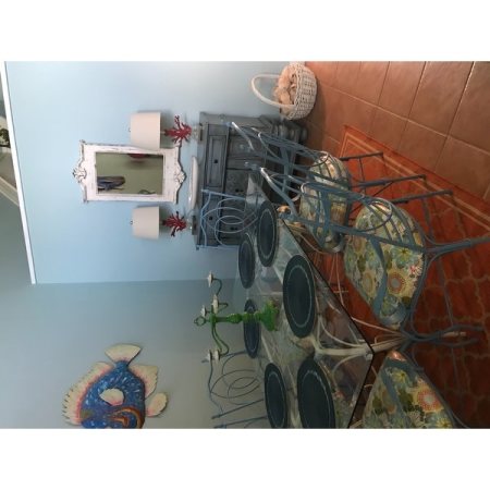Customer image 251