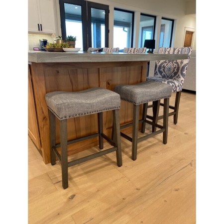 Customer image 206