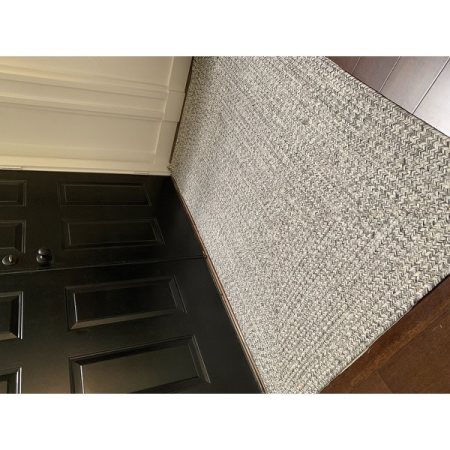 Customer image 825