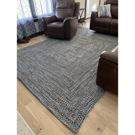 Customer image 48