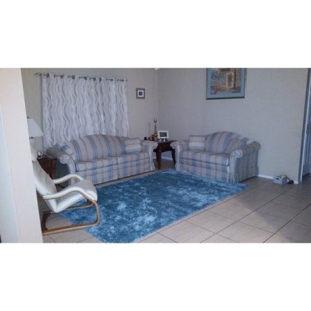 Customer image 775