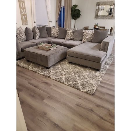 Customer image 74