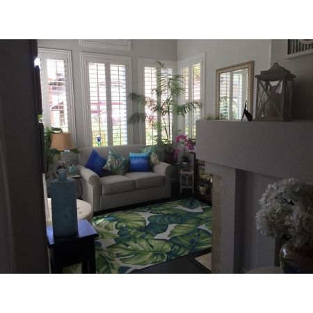 Customer image 415
