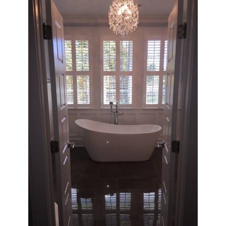 Customer image 124