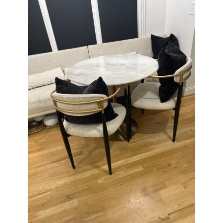 Customer image 42