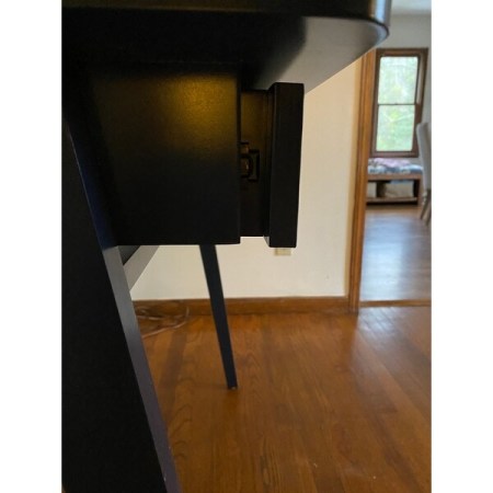 Customer image 44