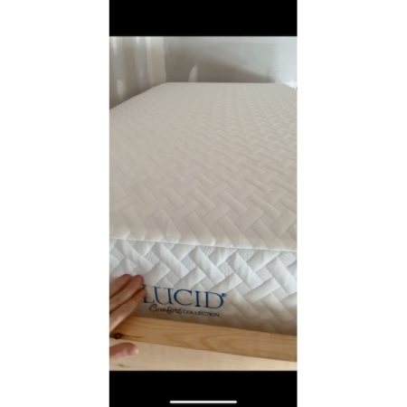 Customer image 405
