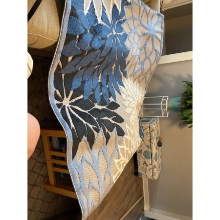 Customer image 437