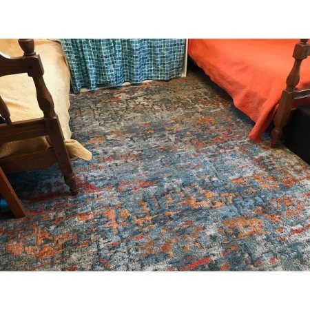 Customer image 303
