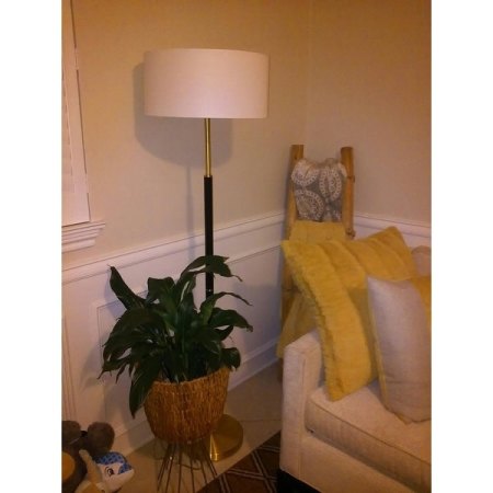 Customer image 105