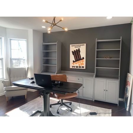 Customer image 215