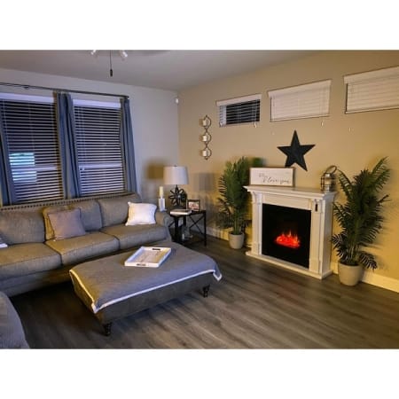 Customer image 24